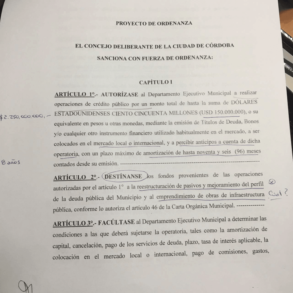 GRACIAS A UN VOTO DE UN CONCEJAL K.odt