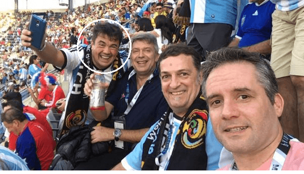 El discal Marijuan en Estado Unidos viendo a la selección.