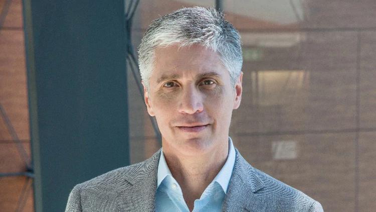 senador norteamericano Joseph McCarthy, macartismo, caza de brujas, seguridad nacional, Berthold Brecht, Charles Chaplin, Aerolíneas Argentinas, Censura, libertad de expresión