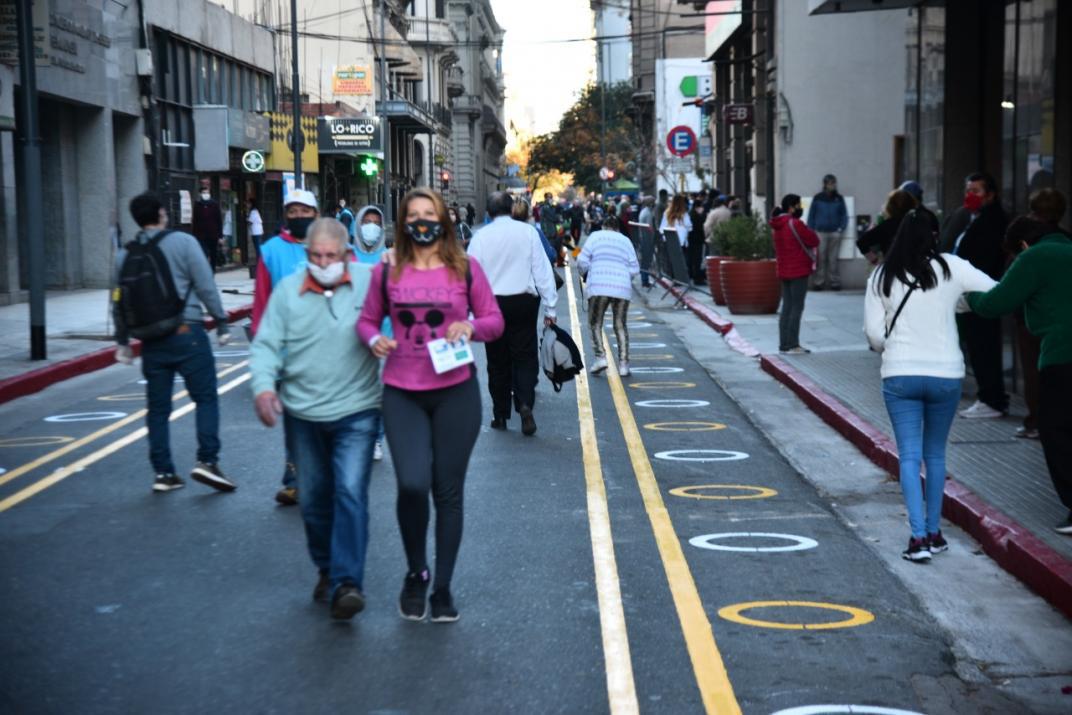 Coronavirus, Covid 19, Córdoba, médicos y enfermeros, sindicatos , testeos, Schiaretti, Peronismo, Hospitales, istanciamiento Social, Preventivo y Obligatorio (DSPO), cuerentena, contagios, Oscar Atienza