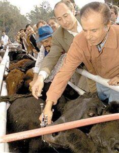 Hugo Sigman, Covid 19, Vacuna, Bill Gate, PCA Partido Comunista Argentino, Roberto Gold, Mundo Sano, Bug Pharma, Laboratorios, Farmaceutica, Alberto Fernandez, Menem, fiebre aftosa