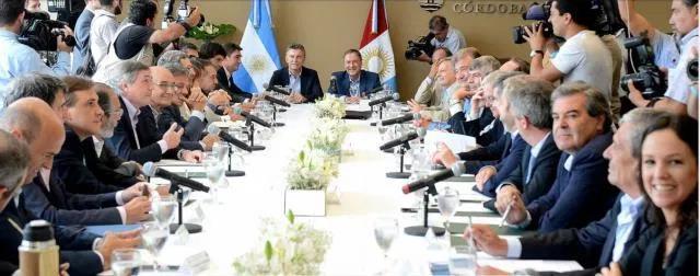 Mauricio Macri, Juan Schiaretti, José Manuel de la Sota, gasoductos troncales