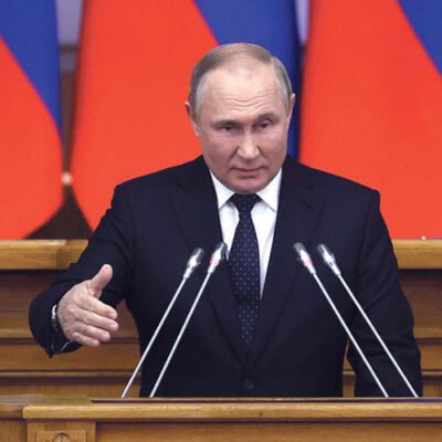 EEUU está llevando al mundo a una guerra nuclear