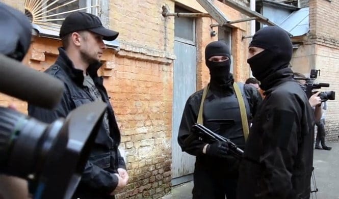 John Pilger, propaganda, periodismo, EEUU, OTAN, Clarín