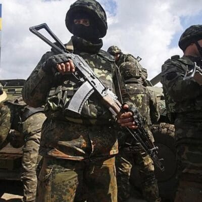 Ucrania, la OTAN busca la paz o la guerra