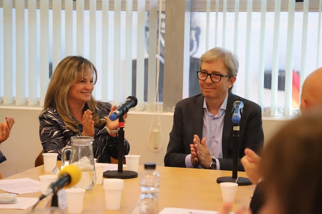 ESCANDALO UNC: la decana de la Facultad Ciencias de la Comunicación Parisi y su esposo Barraco de los SRT quieren silenciar a un periodista de STDP con una demanda por 24 palos