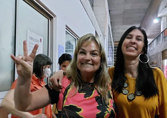 UNC: El evidente plagio de la tesis doctoral de la decana Mariela Parisi de la FCC